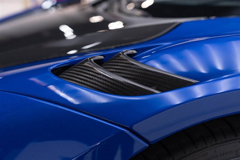 Used 2024 McLaren 750S Spider RWD image 37