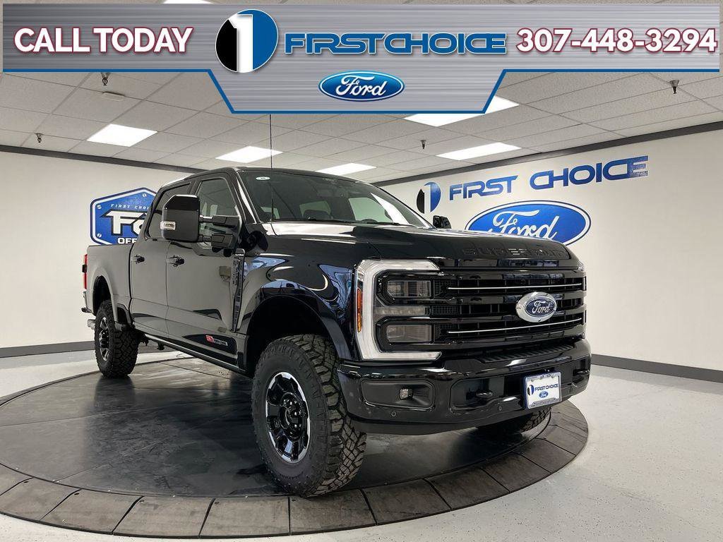 New 2026 Ford F350 Platinum w/ Tremor Off-Road Package