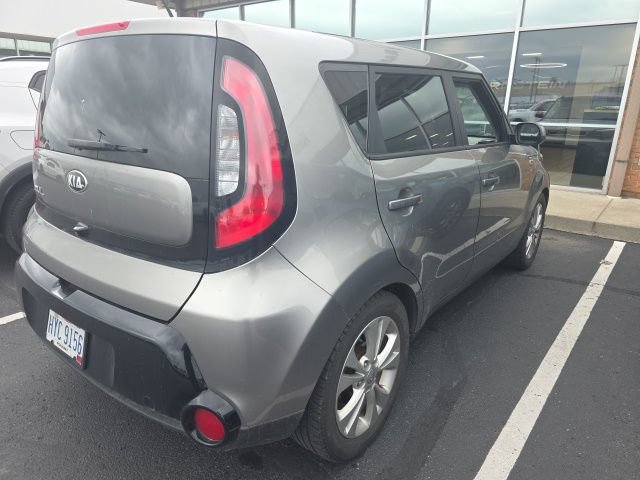 Used 2016 Kia Soul + w/ Primo Package FWD image 3