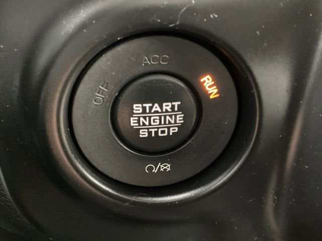 Used 2018 Jeep Wrangler Unlimited Sahara image 22