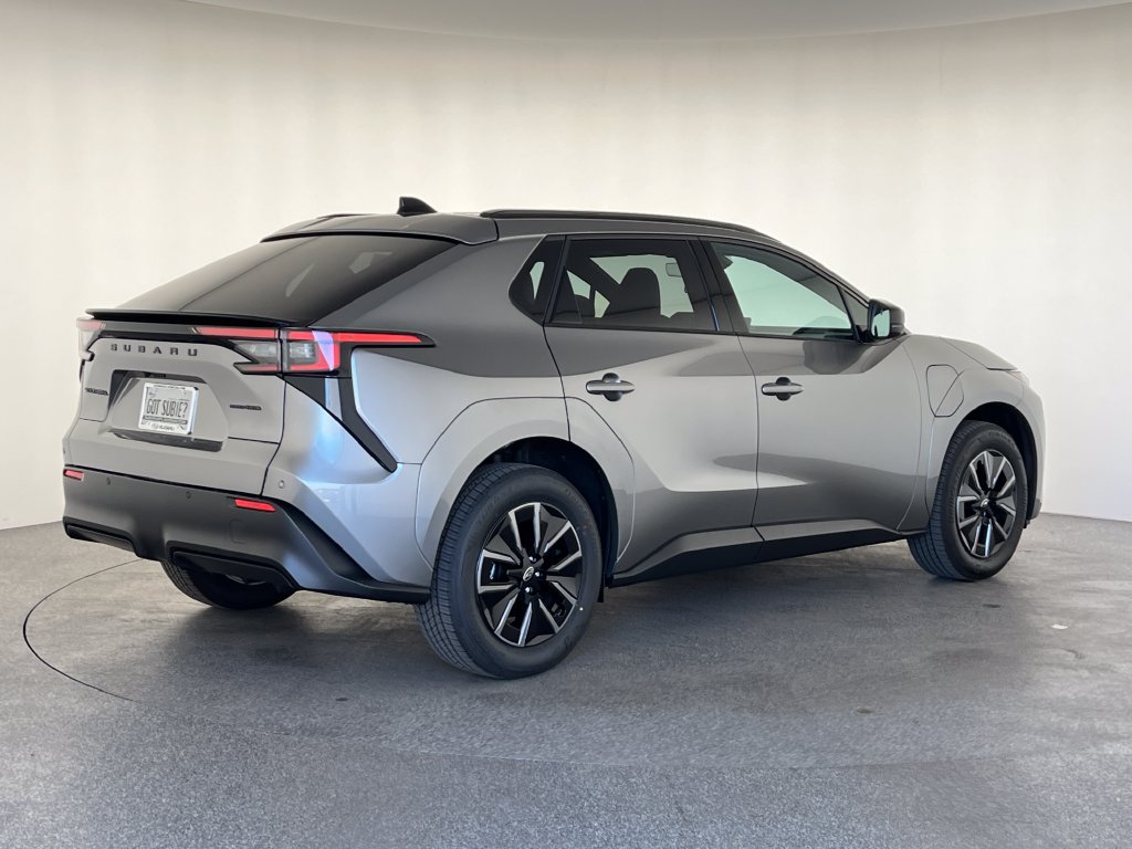New 2026 Subaru Solterra AWD/4WD image 4