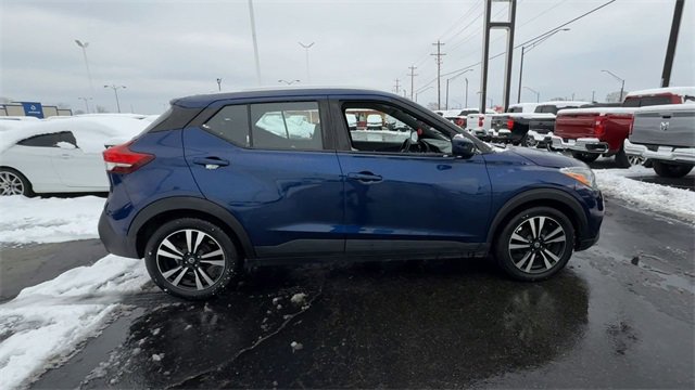 Used 2020 Nissan Kicks SV image 9