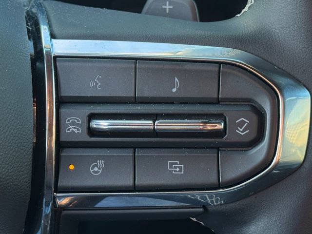 Used 2025 GMC Acadia Denali image 16