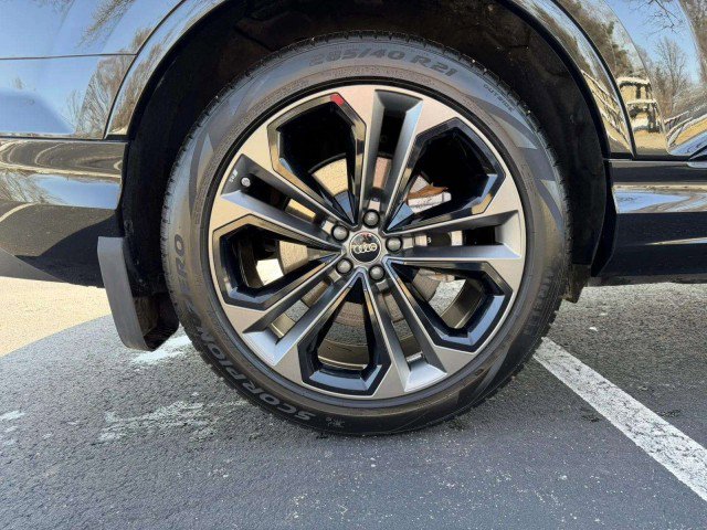 Certified 2025 Audi Q7 3.0T Prestige w/ Prestige Package image 30