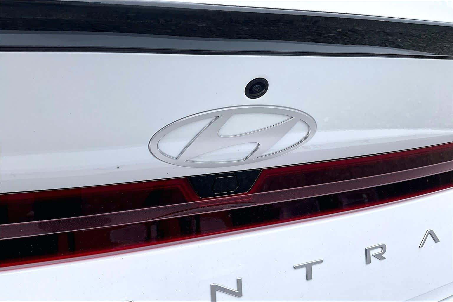 New 2026 Hyundai Elantra SEL Sport FWD image 8