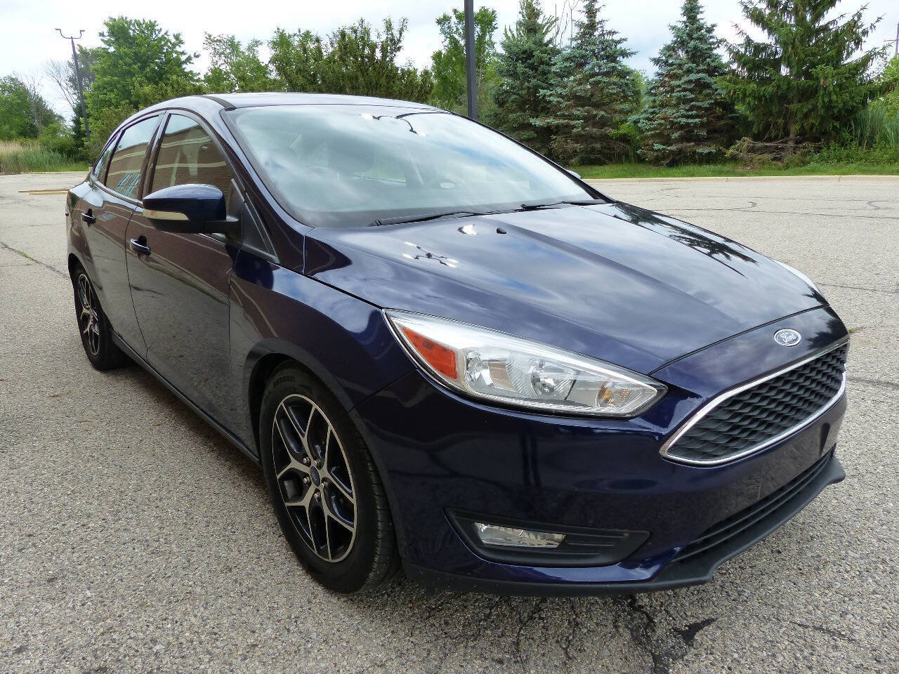 Used 2017 Ford Focus SEL FWD image 13