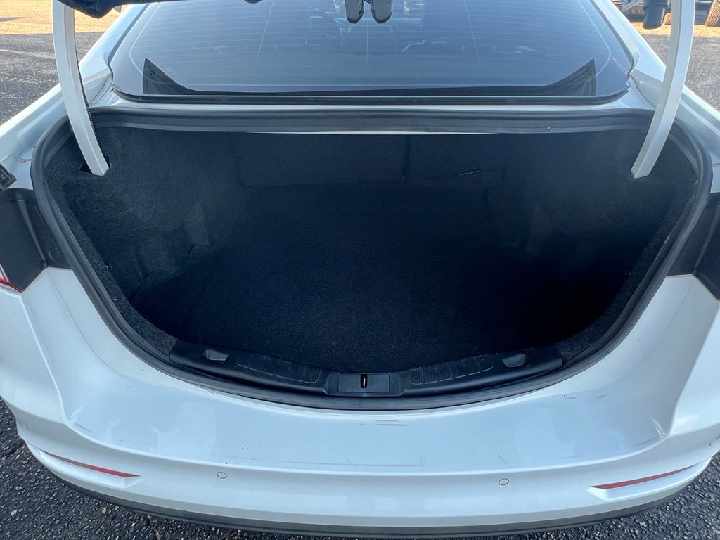 Used 2020 Ford Fusion SE image 29