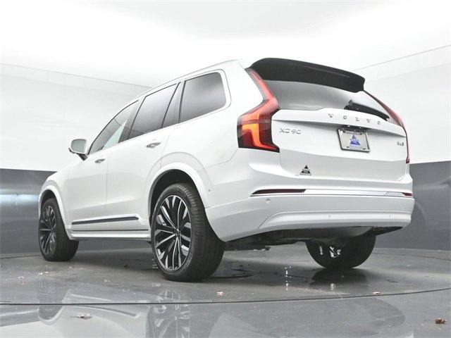 New 2026 Volvo XC90 B6 Plus w/ Protection Package Premier image 43