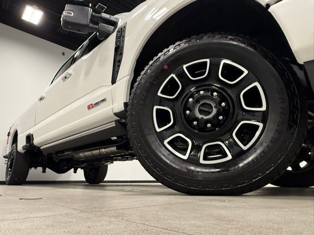 New 2026 Ford F350 Platinum image 2