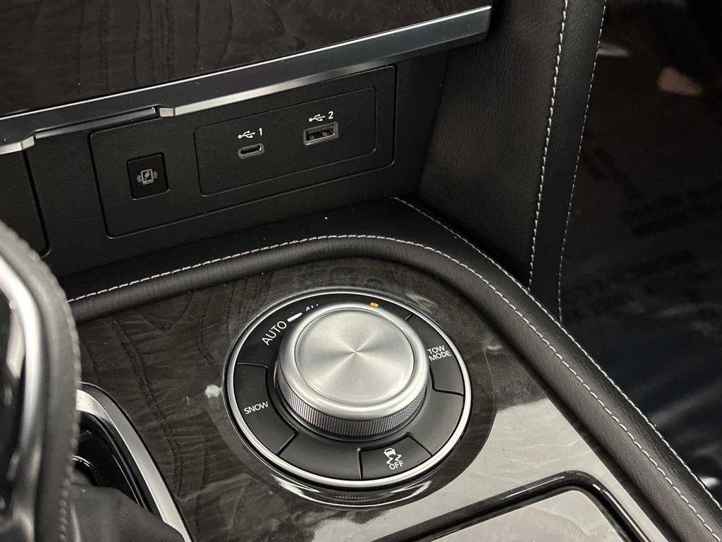 Used 2024 INFINITI QX80 Luxe image 15