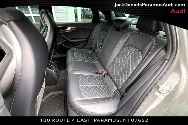 Used 2023 Audi S4 Premium Plus w/ Premium Plus Package image 24