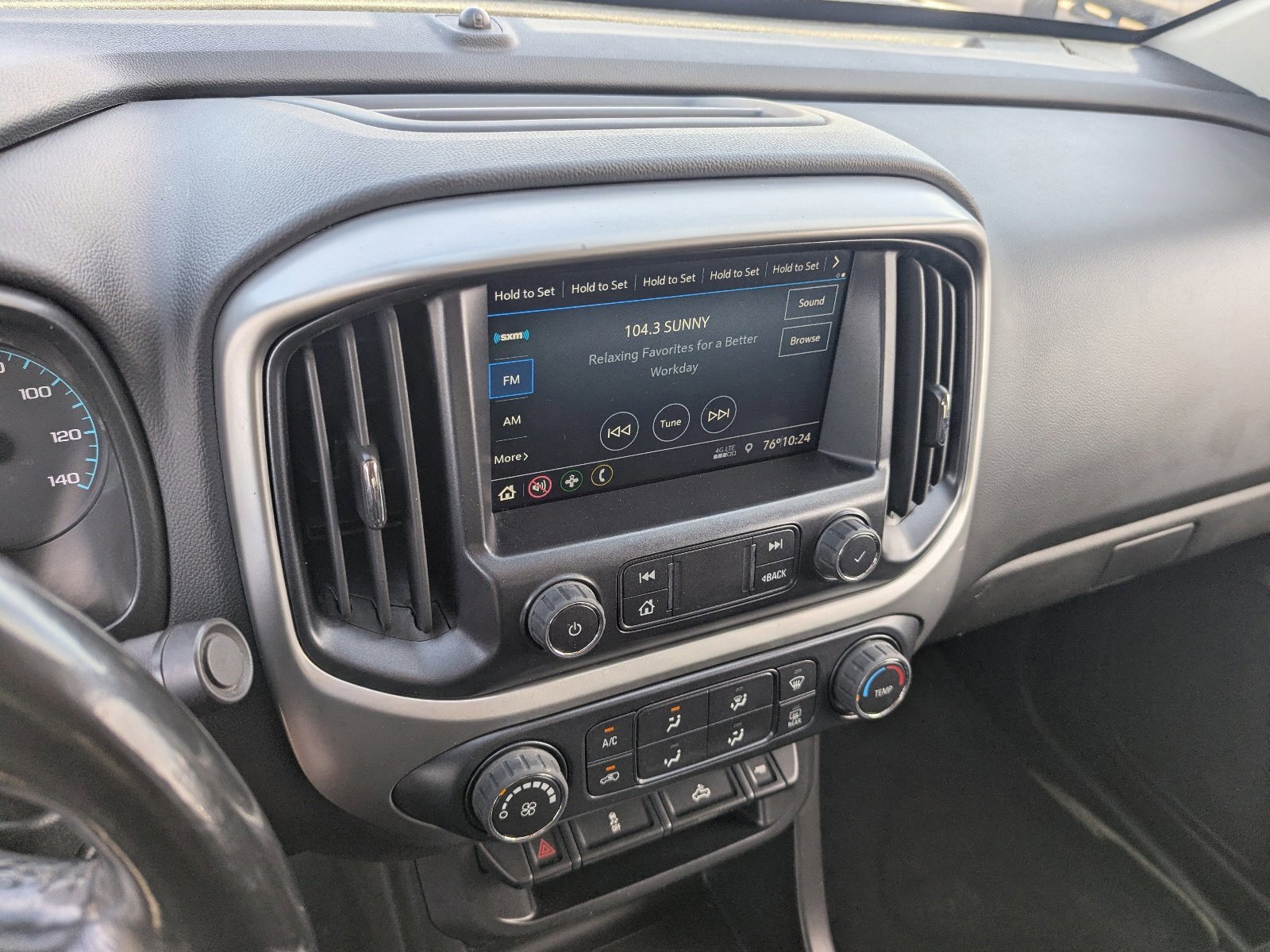 Used 2022 Chevrolet Colorado LT w/ LT Convenience Package image 26