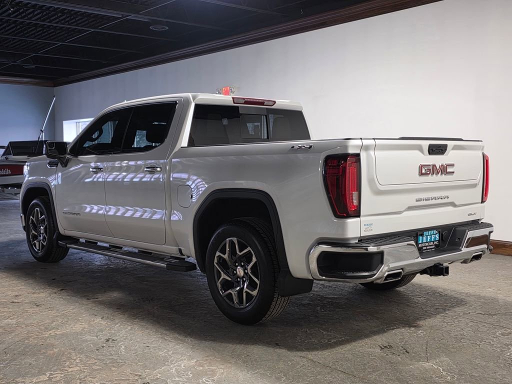 Used 2023 GMC Sierra 1500 SLT w/ SLT Premium Package image 6