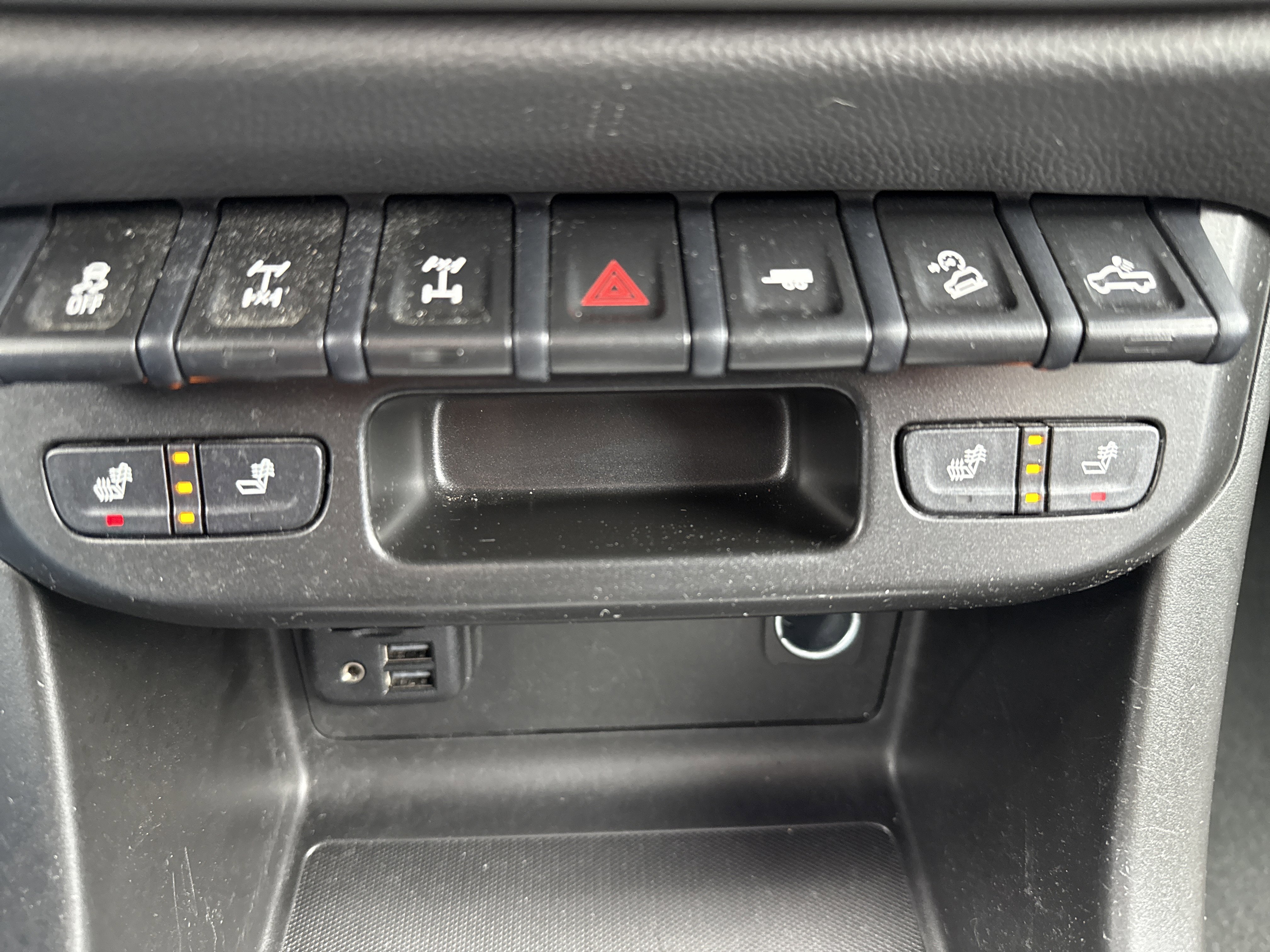 Used 2021 Chevrolet Colorado ZR2 AWD/4WD image 27