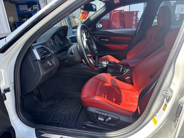 Used 2018 BMW M3 RWD image 14