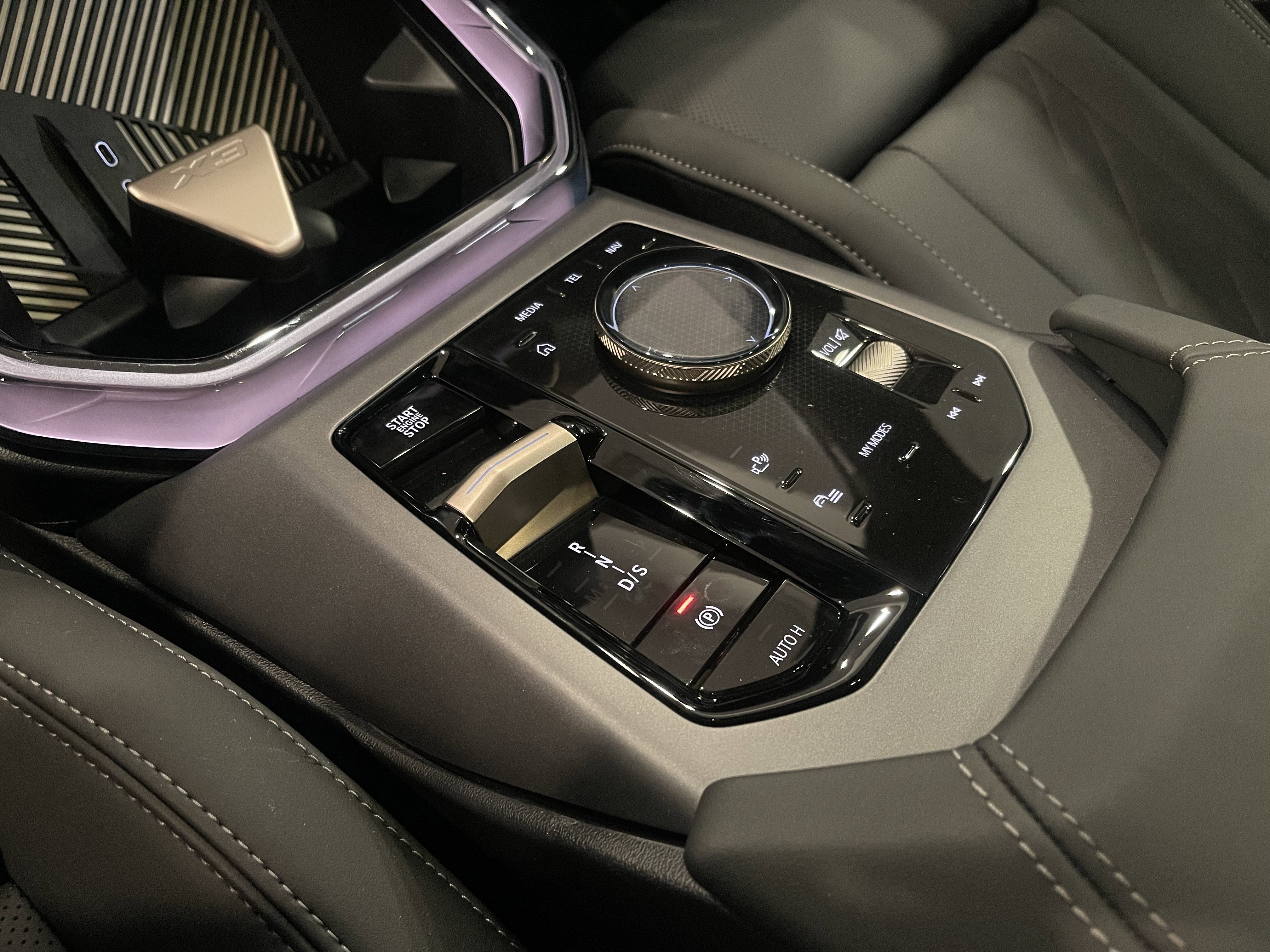 Used 2025 BMW X3 xDrive30i w/ Convenience Package image 18