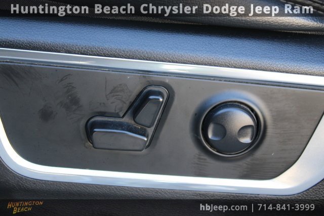 Used 2024 RAM 1500 Laramie image 32