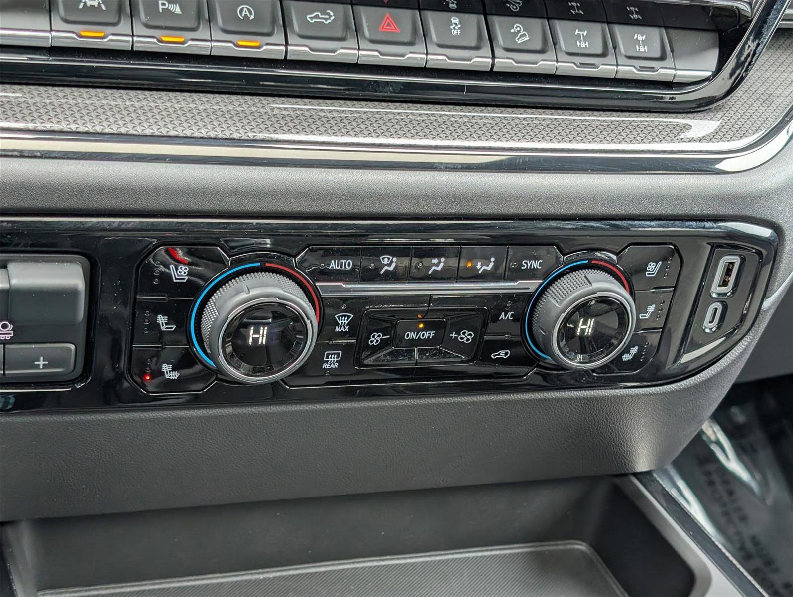 Used 2024 Chevrolet Silverado 1500 ZR2 w/ ZR2 Bison Edition image 30