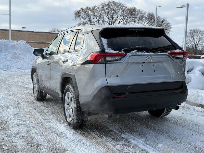 Used 2020 Toyota RAV4 LE w/ Carpet Mat Package image 5