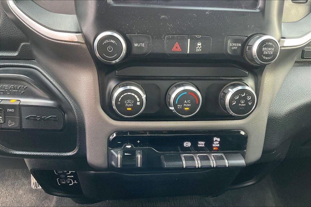 Used 2019 RAM 2500 Big Horn image 31