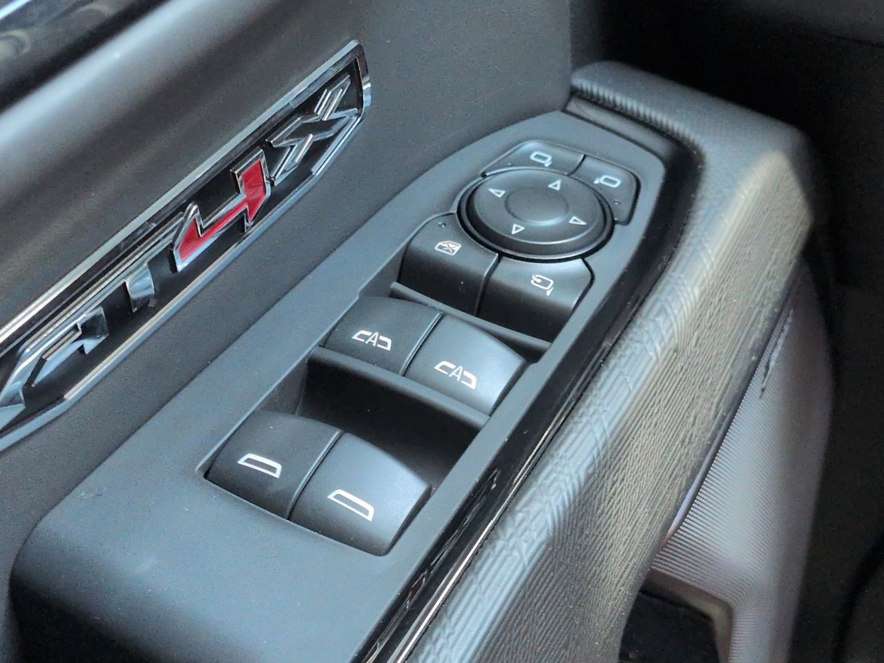 Used 2024 GMC Sierra 1500 AT4X AWD/4WD image 25