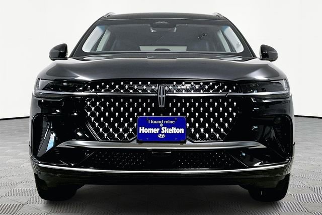 Used 2024 Lincoln Nautilus Reserve image 3