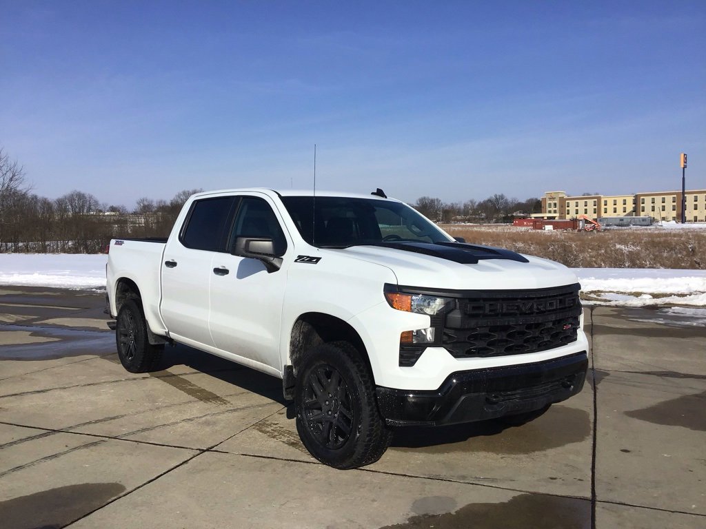 Used 2026 Chevrolet Silverado 1500 Custom Trail Boss w/ Turbomax Blackout Package