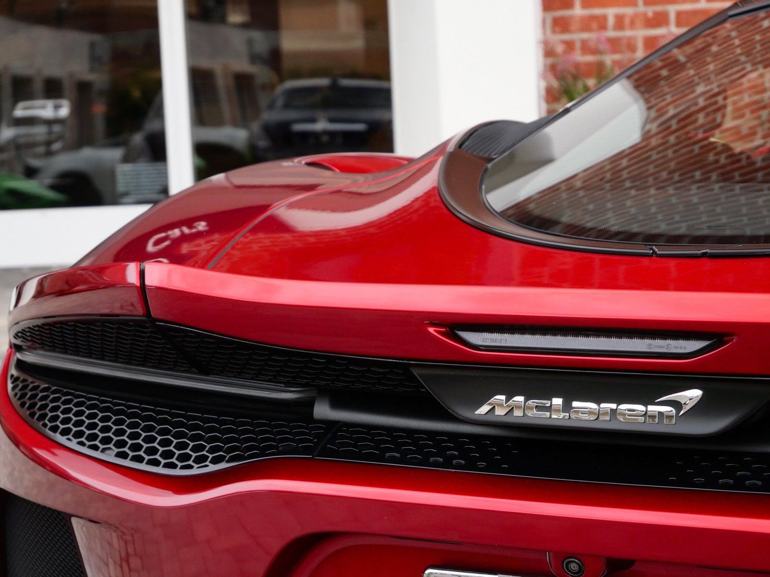 Used 2022 McLaren GT image 17