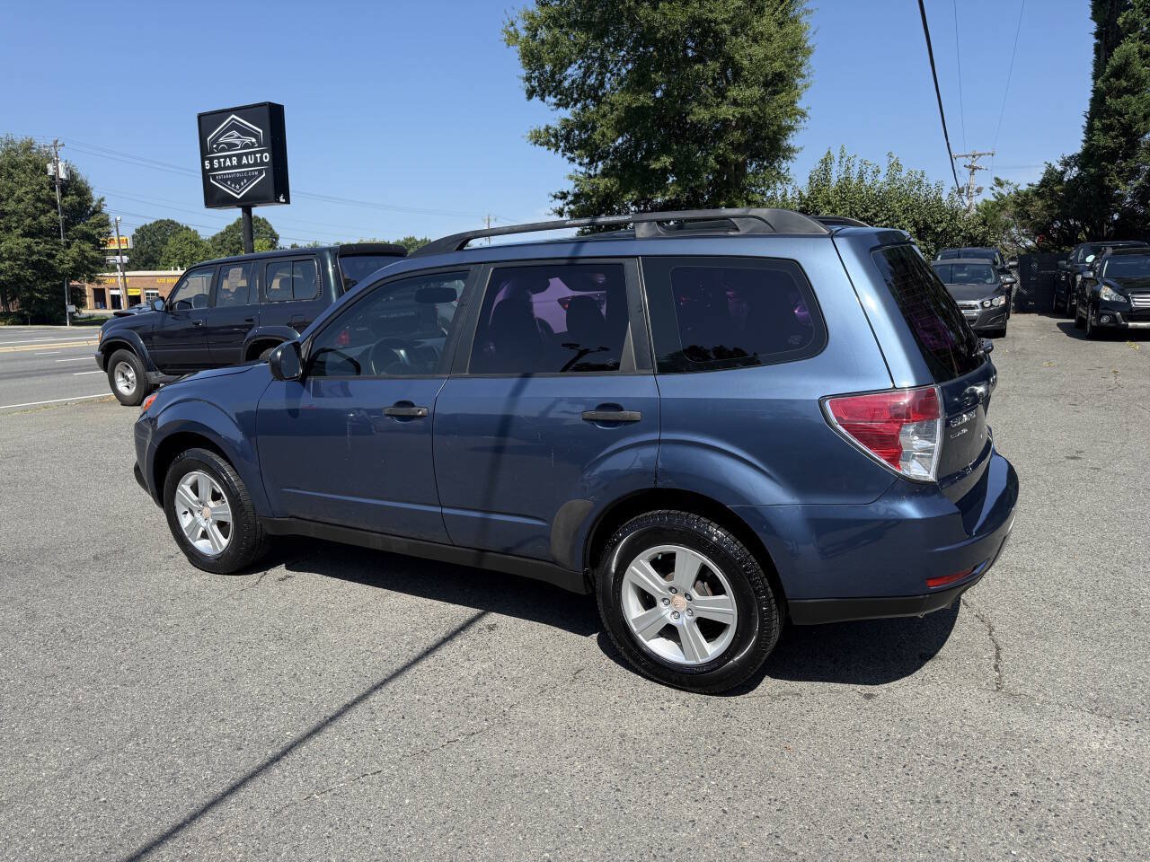 Used 2012 Subaru Forester 2.5X w/ Alloy Wheel Pkg AWD/4WD image 7