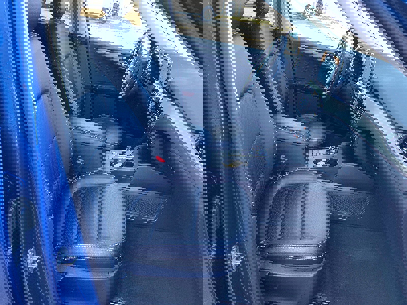 Used 2022 Ford Escape SEL image 26