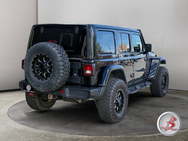 Used 2023 Jeep Wrangler Unlimited Rubicon w/ Cold Weather Group AWD/4WD image 7