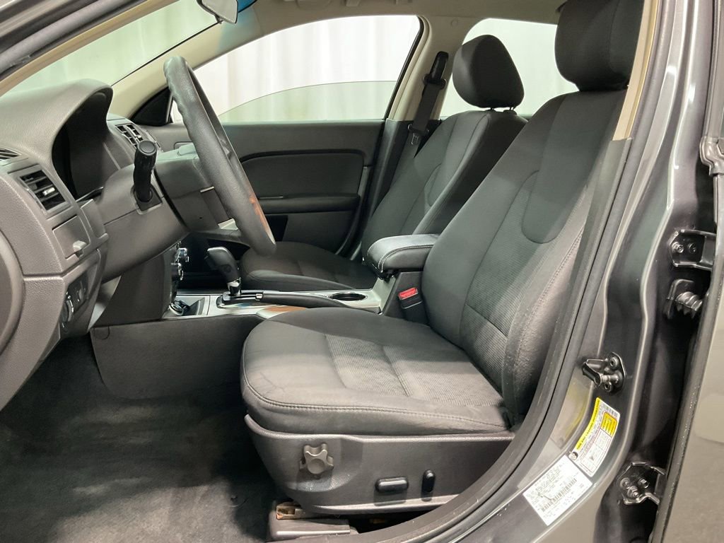 Used 2012 Ford Fusion SE image 20
