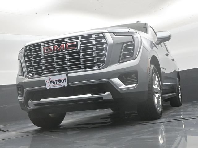 Used 2025 GMC Yukon XL Denali AWD/4WD image 48