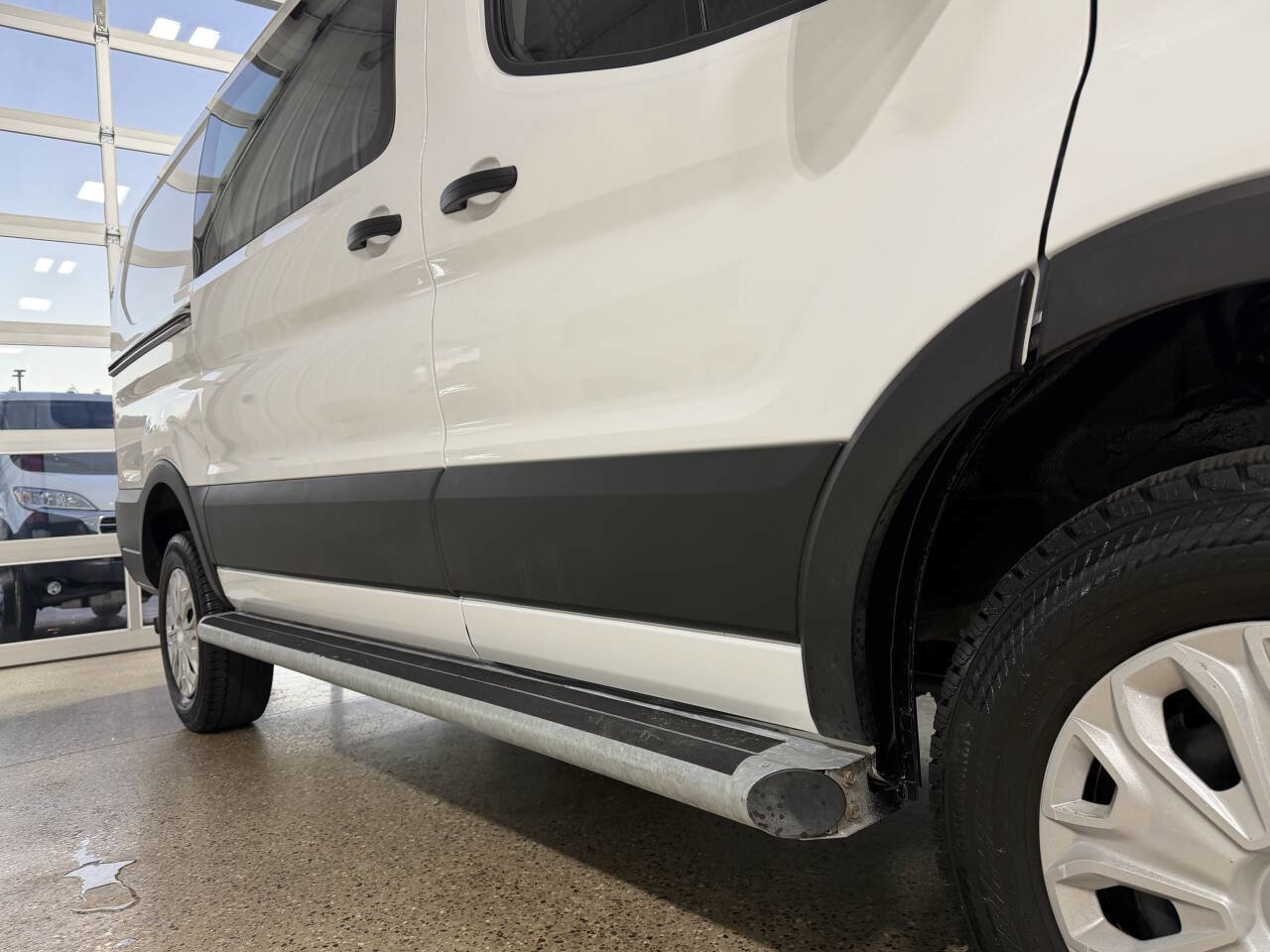 Used 2024 Ford Transit 250 Low Roof w/ Exterior Upgrade Package image 41