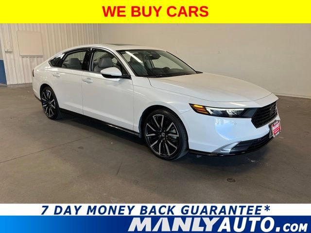 Used 2024 Honda Accord Touring image 1