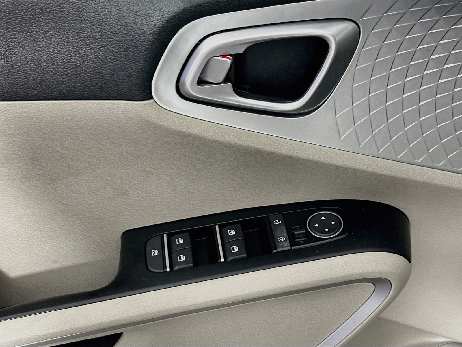 Used 2022 Kia Soul LX FWD image 17