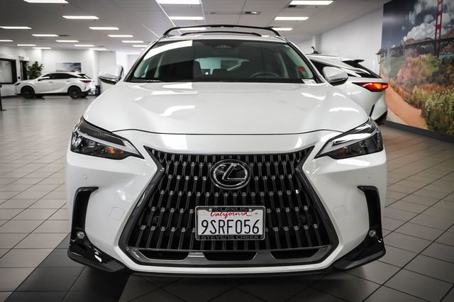 Used 2025 Lexus NX 250 FWD w/ Accessory Package (A2) image 3