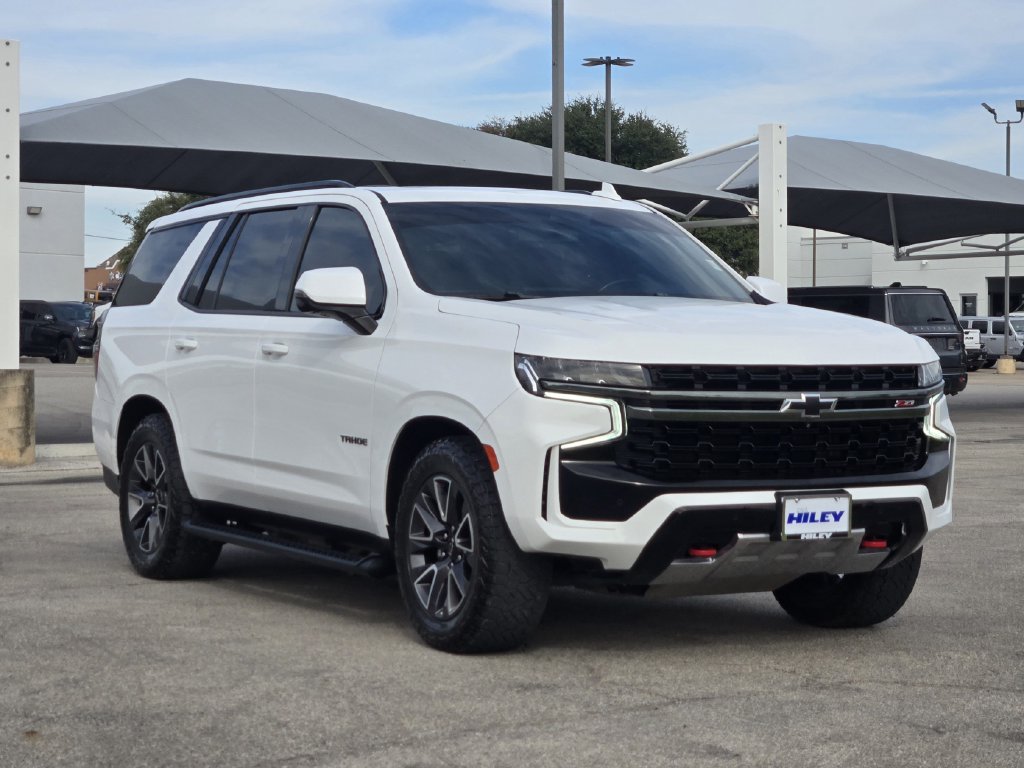 Used 2022 Chevrolet Tahoe Z71 w/ Z71 Off-Road Package AWD/4WD image 3