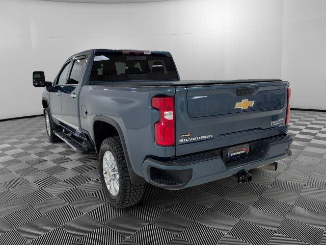 Certified 2024 Chevrolet Silverado 3500 High Country w/ Technology Package AWD/4WD image 3