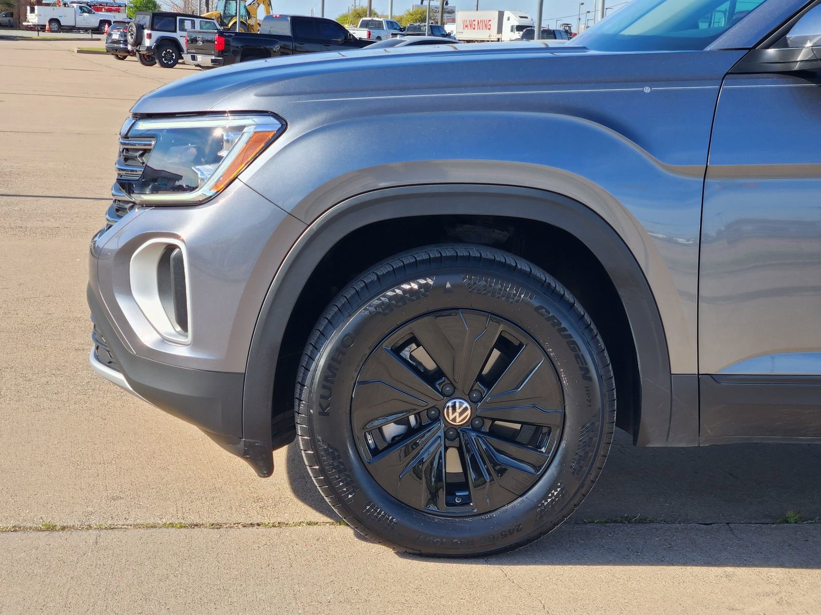 Used 2024 Volkswagen Atlas SE image 10