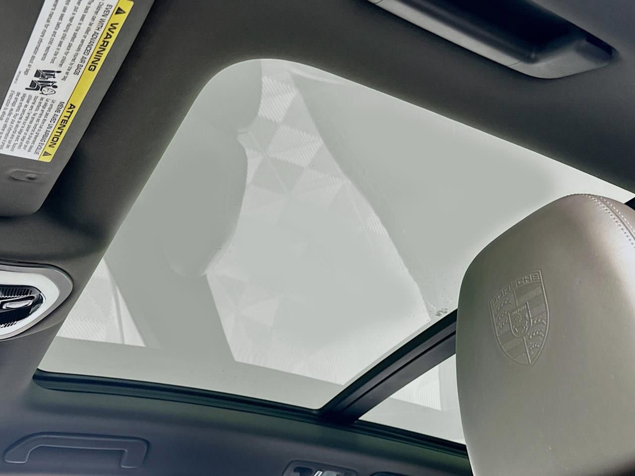 Used 2017 Porsche Cayenne Platinum Edition image 25