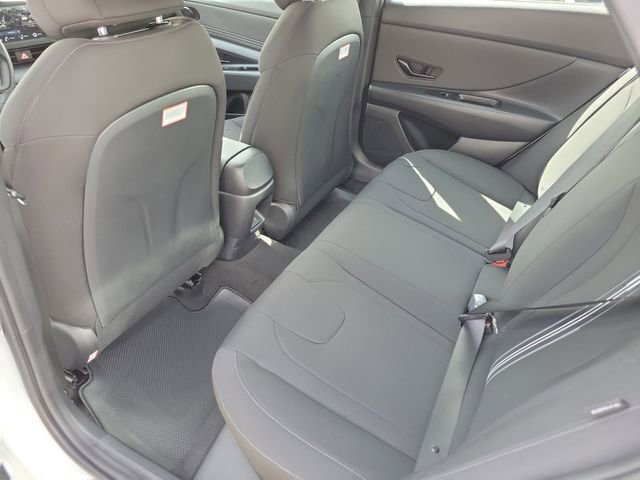 New 2026 Hyundai Elantra Sport FWD image 23