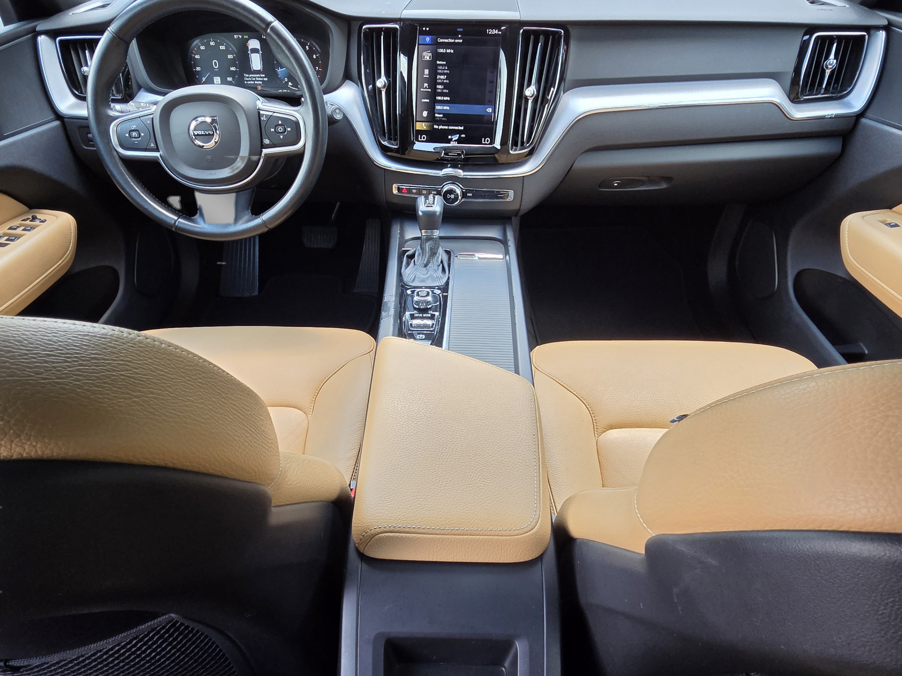 Used 2020 Volvo XC60 T5 Momentum FWD image 15