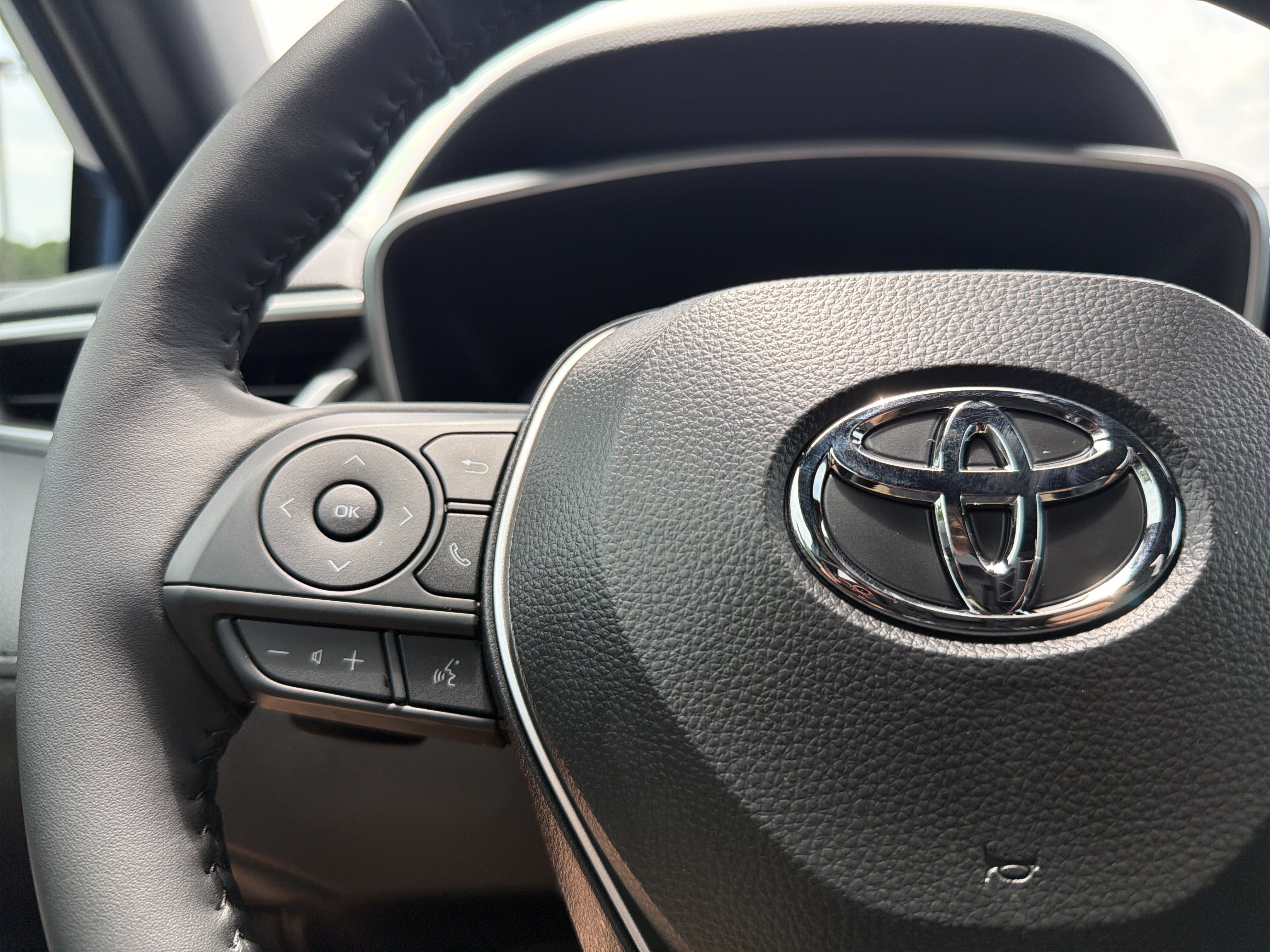 New 2026 Toyota Corolla Cross AWD Hybrid image 27