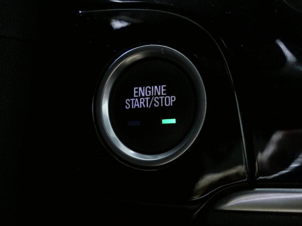 Used 2019 Buick Encore Essence FWD image 20