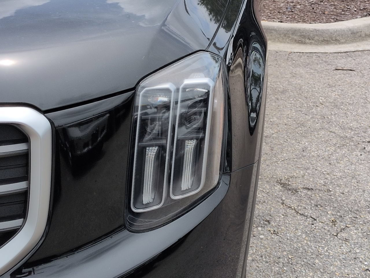 Used 2025 Kia Telluride SX FWD image 10