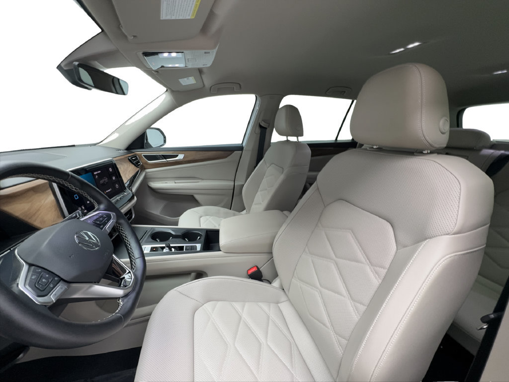 Used 2026 Volkswagen Atlas SE FWD image 19