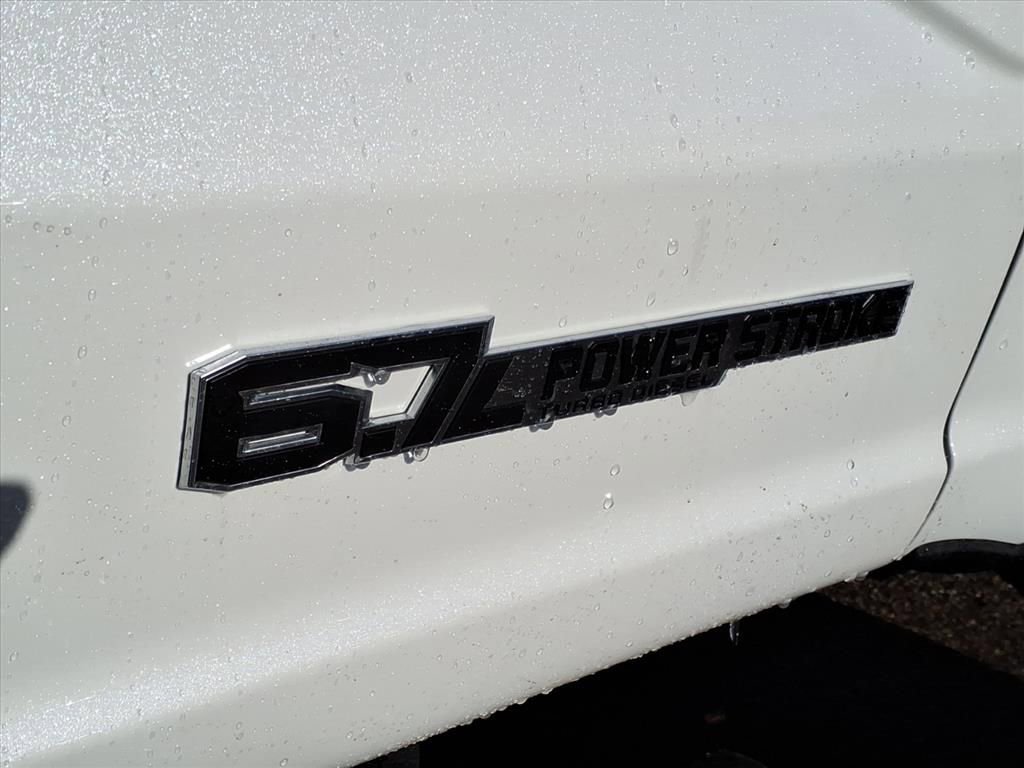 New 2026 Ford F250 Lariat w/ Lariat Premium Package image 11