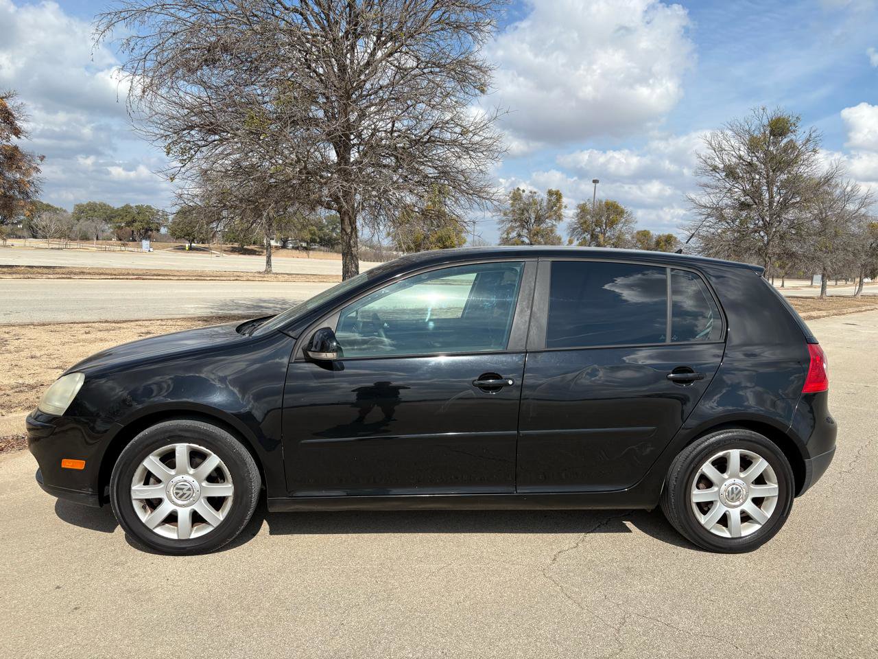 Used 2006 Volkswagen Rabbit 4-Door image 46