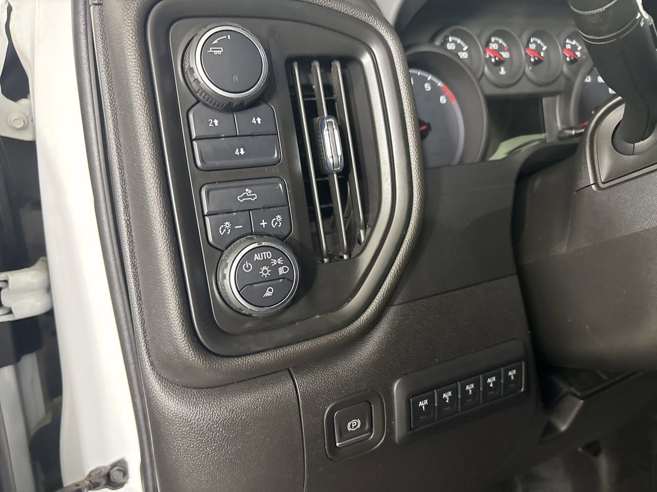 Used 2023 Chevrolet Silverado 3500 W/T w/ WT Convenience Package image 18